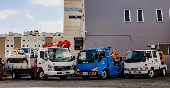 廃車買取専門店（株）旭商会・レッカー車